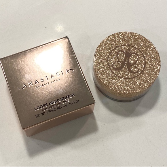 Anastasia Loose Highlighter | Vegas